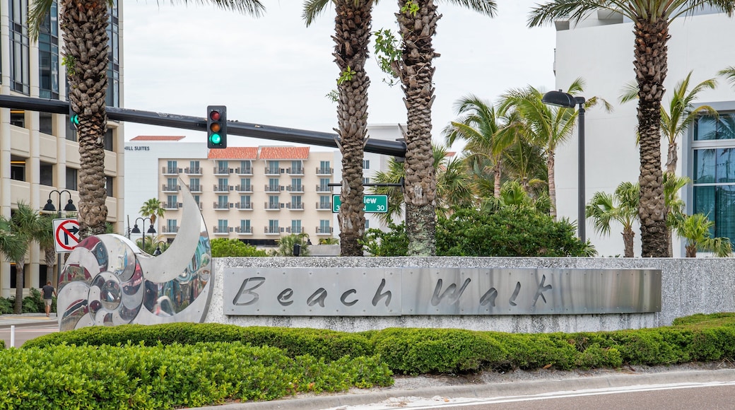 Beach Walk showing signage