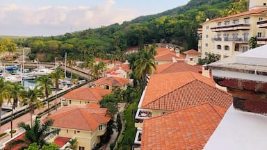 A gorgeous view from the hotel. #hotel #resort #beach #view #yacht #mountains #island #mexico #mexican #luxury