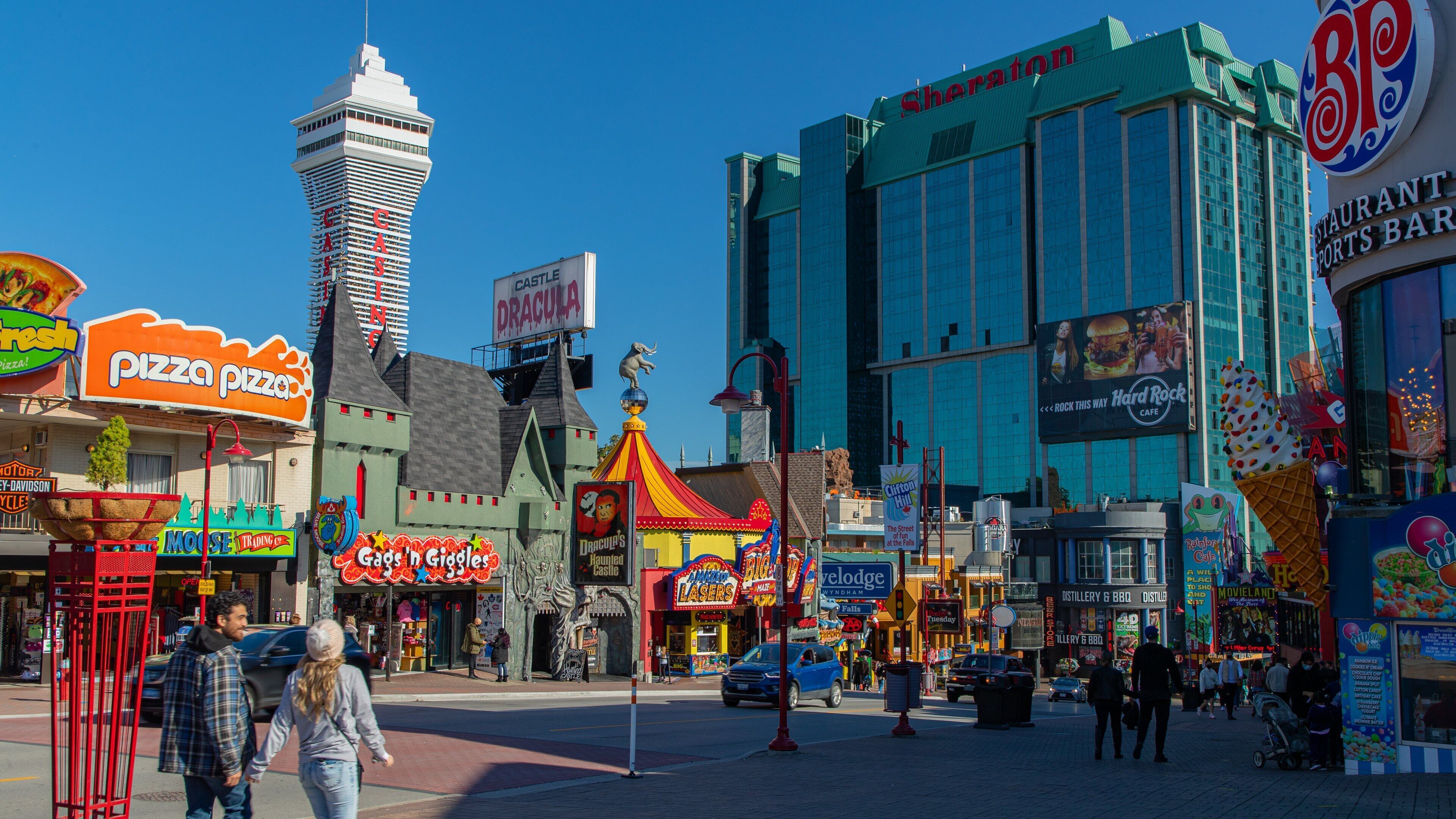 Clifton Hill which includes a city and street scenes