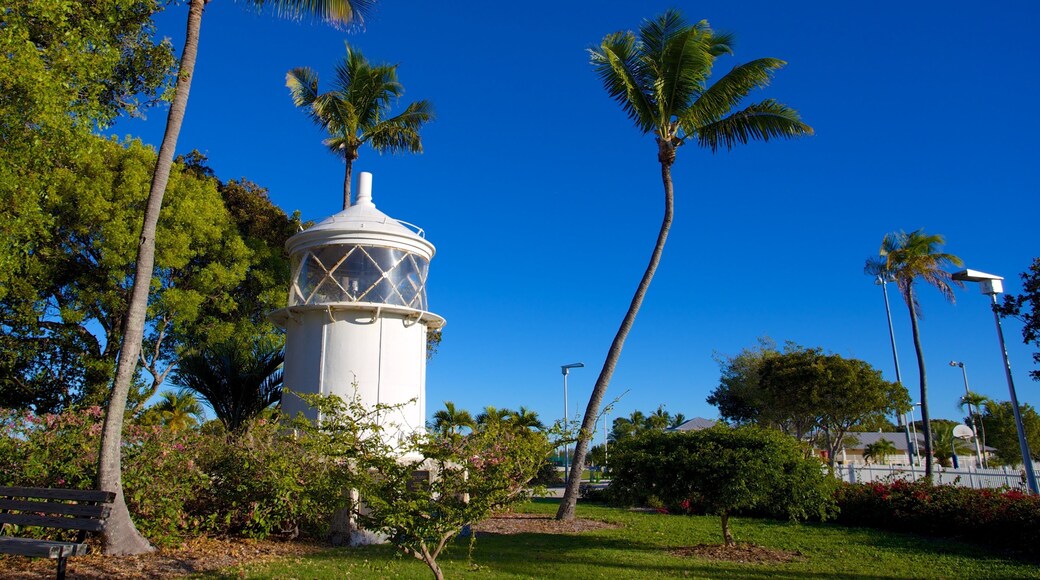 ファウンダーズ パーク 表示 灯台 と 庭園