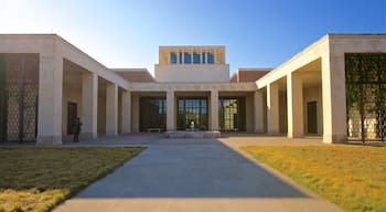 George W. Bush Presidential Library and Museum welches beinhaltet Sonnenuntergang