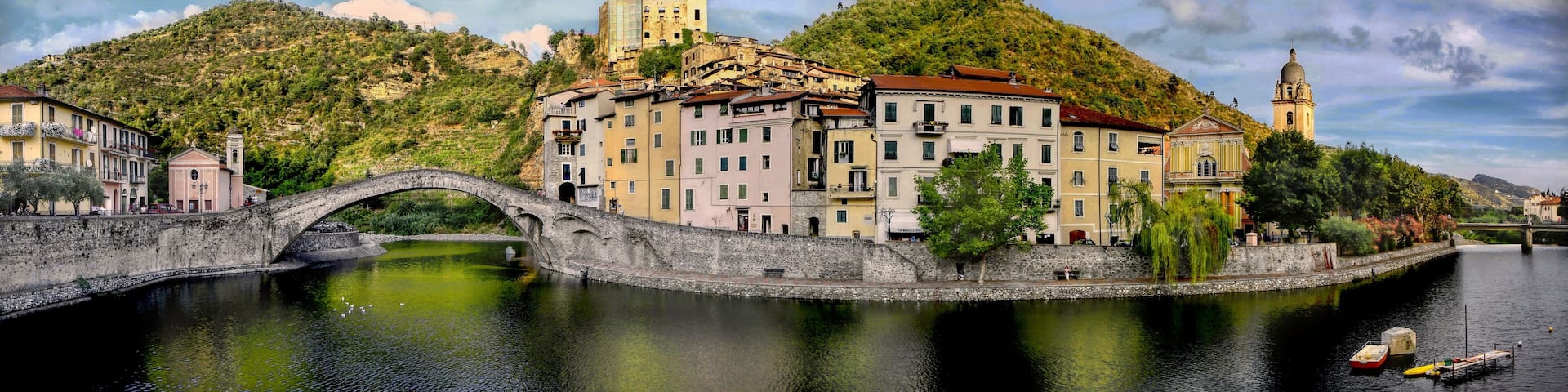 panoramica di Dolceacqua