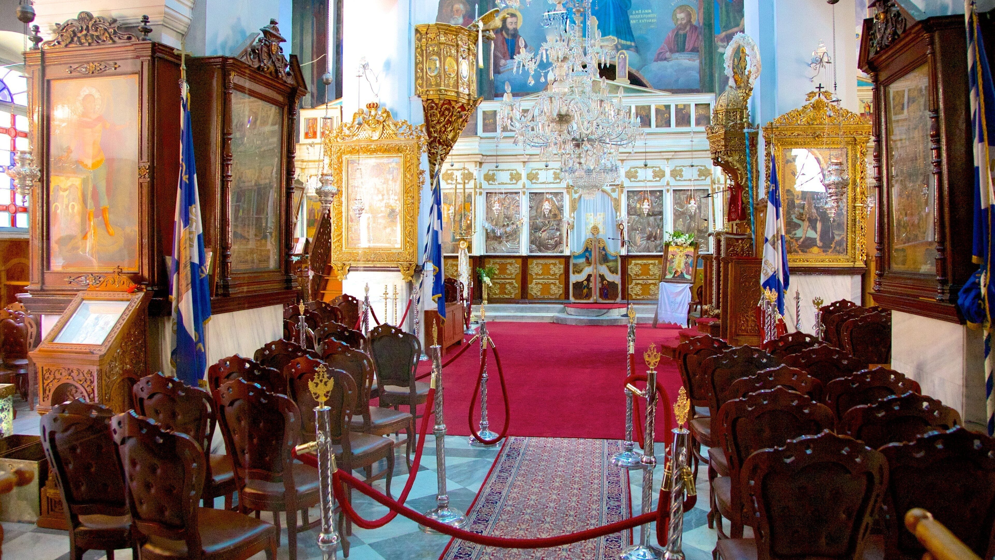 Chania che include chiesa o cattedrale, vista interna e elementi religiosi