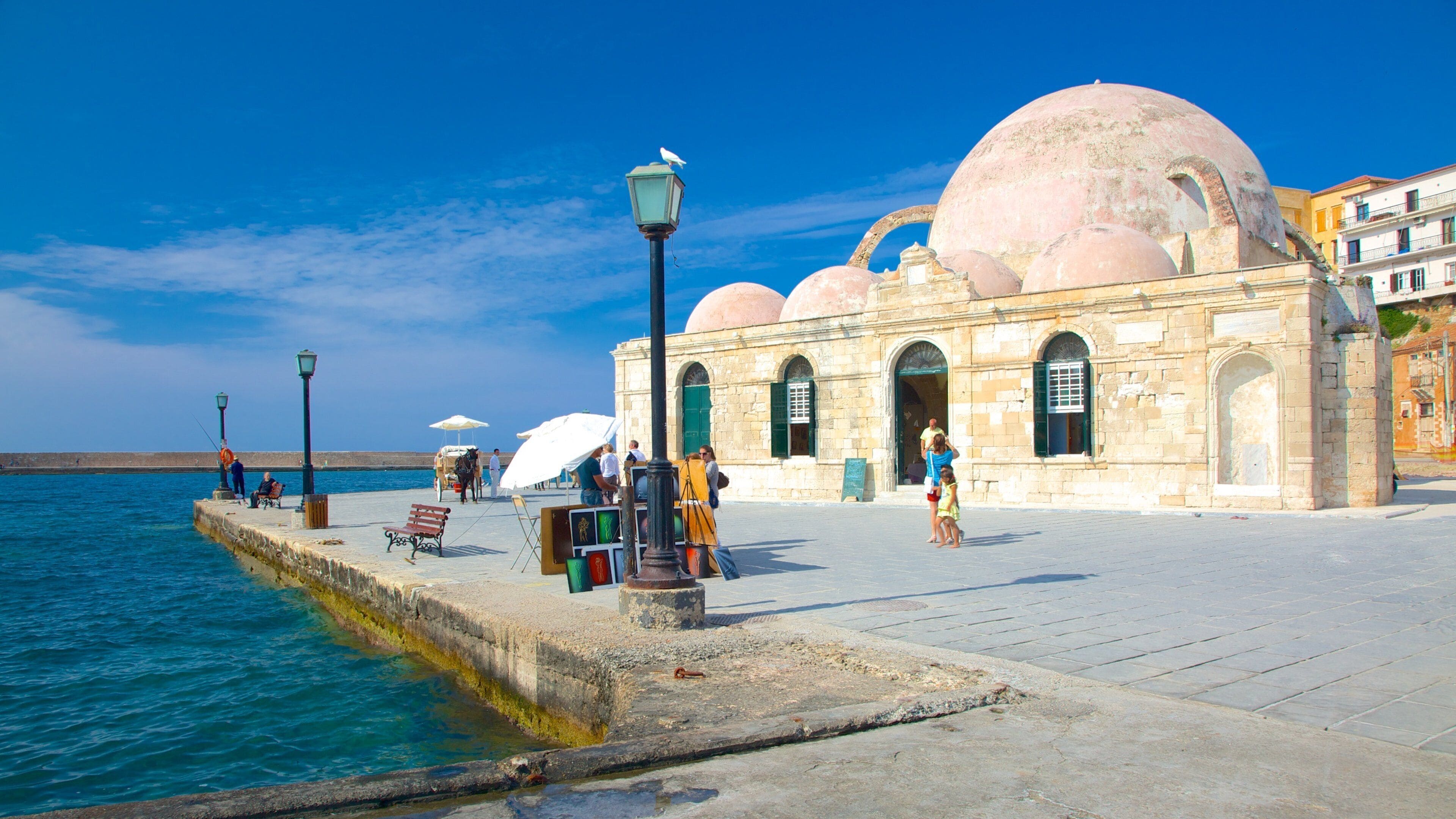 Moschee von Kioutsouk Hassan das einen allgemeine Küstenansicht, Moschee und historische Architektur