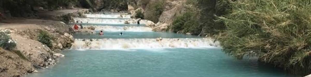 Fantastic hot springs in Tolantongo, Hidalgo, México