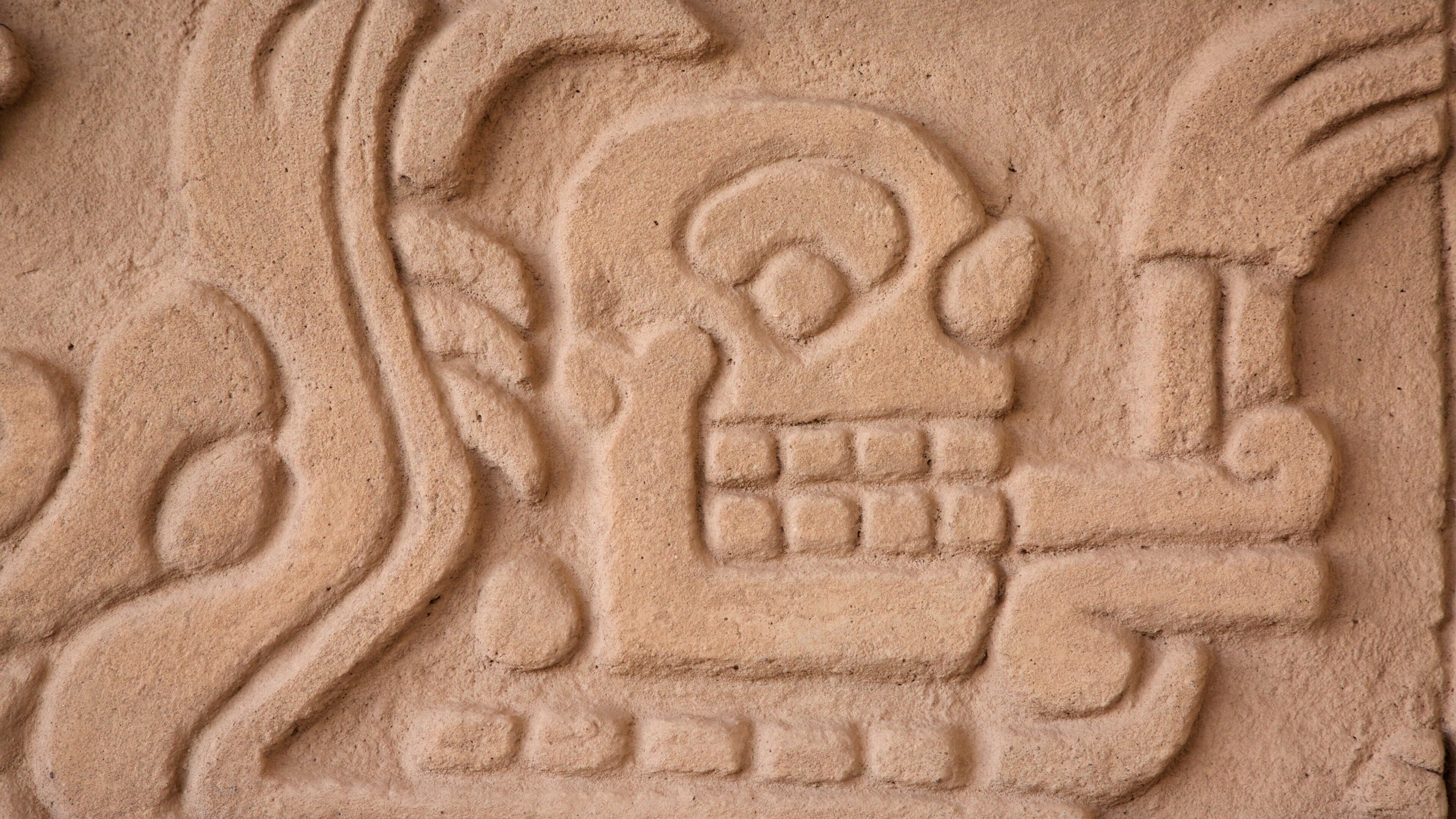 Tula Archaeological Site featuring heritage elements