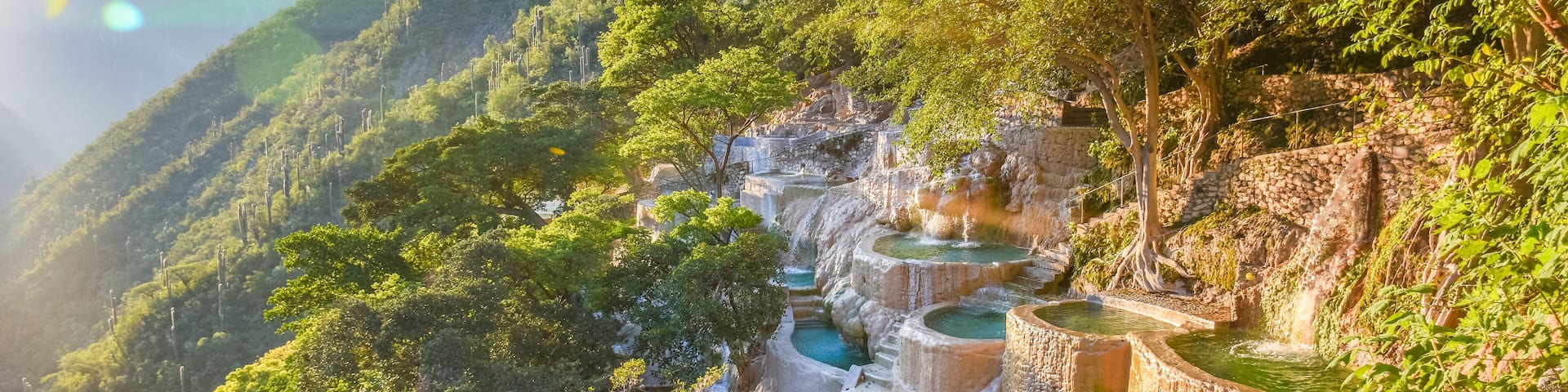 Tolantongo relaxing thermal baths in Hidalgo, Mexico