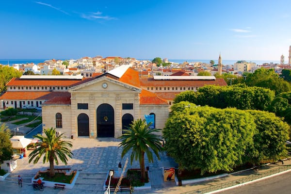 Chania showing a city