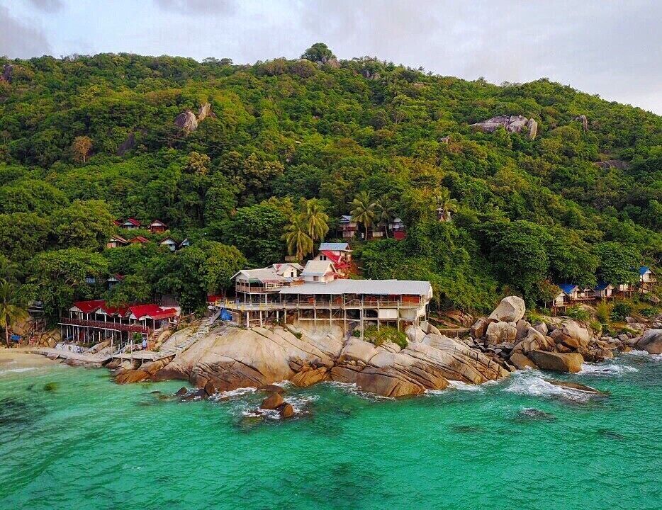 The waters in Thailand turn some cool colors depending on time of day. This was taken in the middle of the day and the water was a crazy turquoise green. #Beaches #LifeAtExpedia