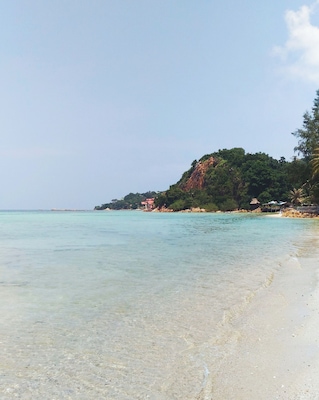 This photo doesn't even need a caption - just look how still and clear the water is. I spent every morning of my holidays on this beach in Koh Phangan. #beach