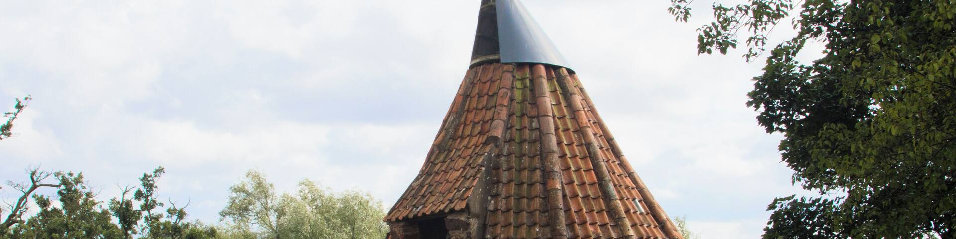 This is a photo of listed building number