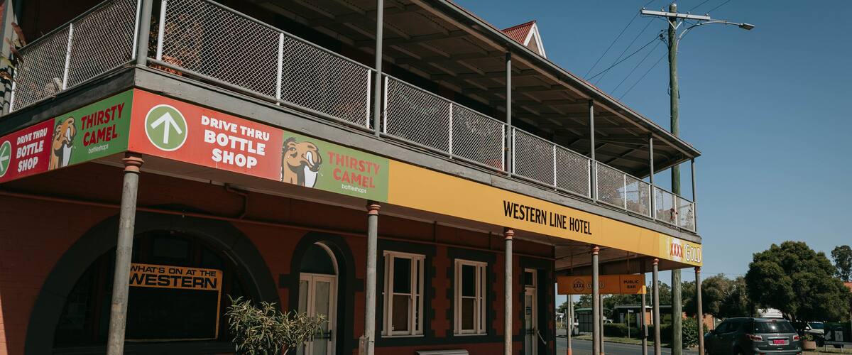 A Western Line Hotel with a drive-thru bottle shop and a public bar.