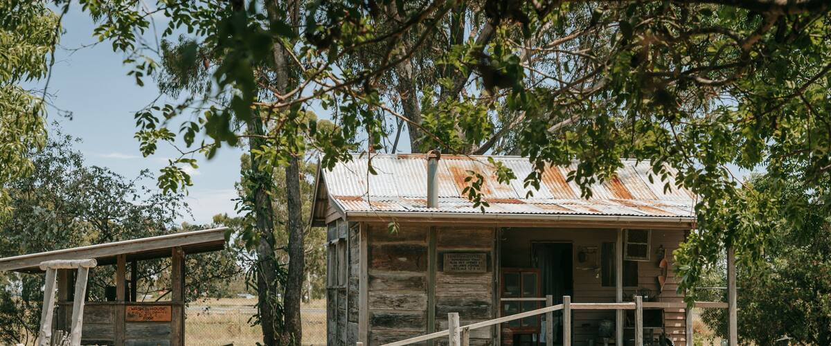 Oakey which includes farmland