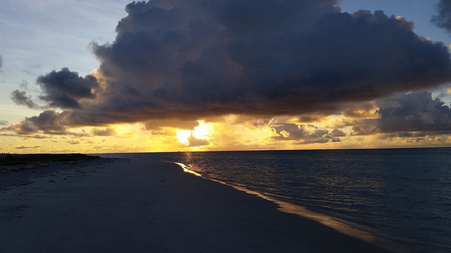 Beautiful island in the Maldives with with the amazing surf breaks "Cokes" & "Chickens" #islandlife #sunsets #surfsudsandsights #travel #Maldives #gapyear