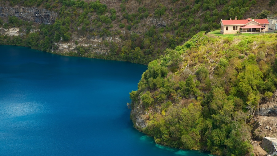 Blue Lake Reserve featuring a house, a lake or waterhole and tranquil scenes