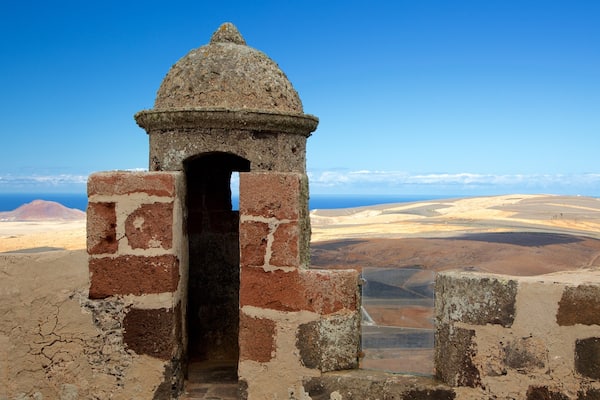 Santa Barbara Castle showing château or palace and desert views