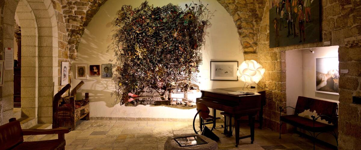 Ilana Goor Museum featuring night scenes