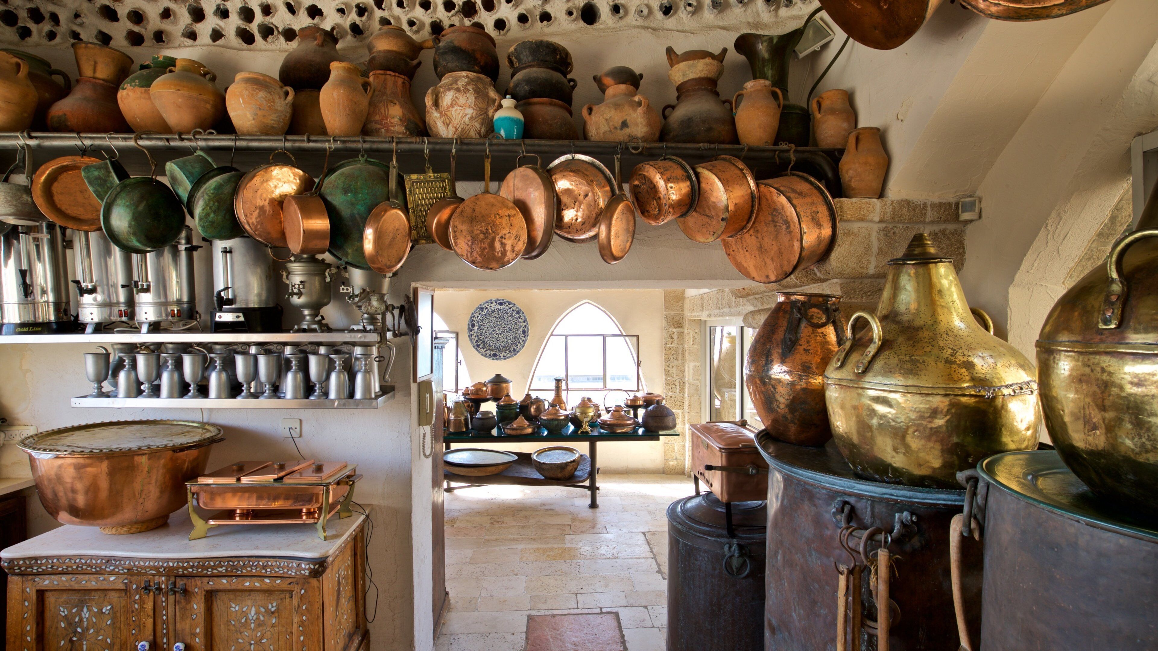 Ilana Goor Museum which includes interior views