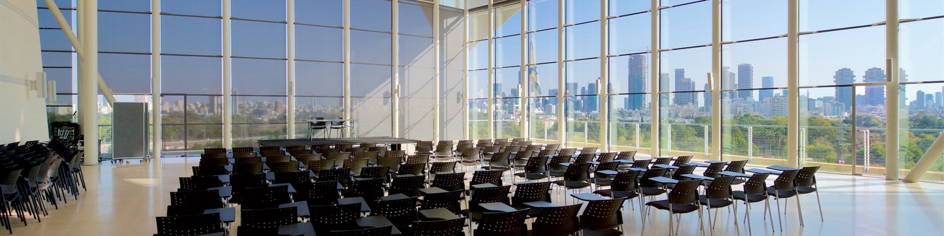 Yitzhak Rabin Center que inclui vistas internas