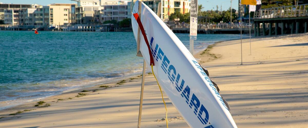 Playa Bullcock mostrando una playa de arena