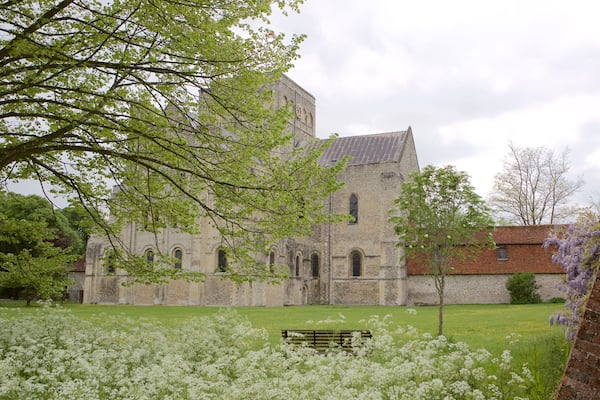 HĂŽpital de St Cross qui includes patrimoine architectural et parc