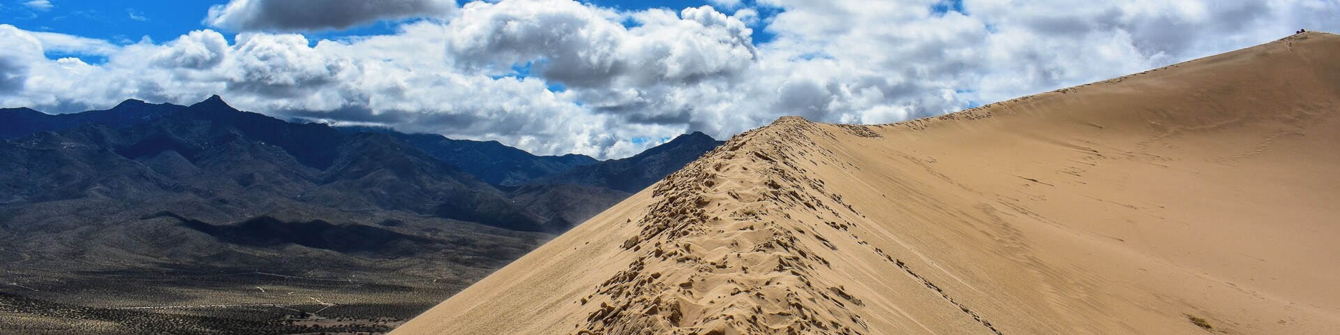 Extremely tall sand dunes in the middle of the Mojave Desert. Views from the top are incredible.
#adventure
