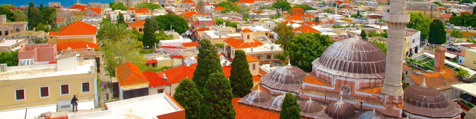 Clock Tower which includes heritage architecture and a city
