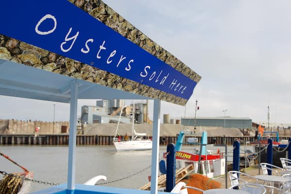 Port de Whitstable qui includes sortie au restaurant et signalisation