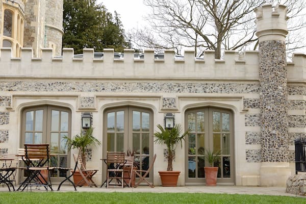 Whitstable Castle and Gardens welches beinhaltet Burg, Geschichtliches und Garten