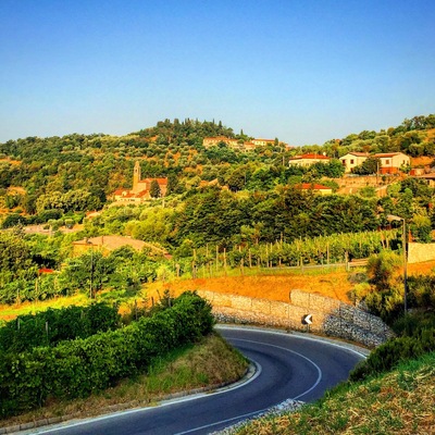 This is Arquà Petrarca countryside. A beautiful small village on the south-east side of the Euganean Hills. Very romantic❤️❤️❤️