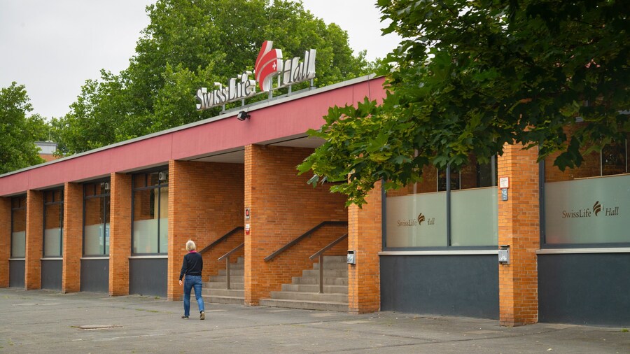 Swiss Life Hall