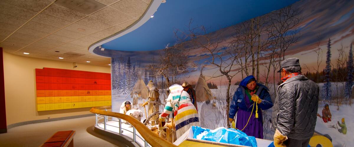 Museo Royal Saskatchewan mostrando vistas interiores