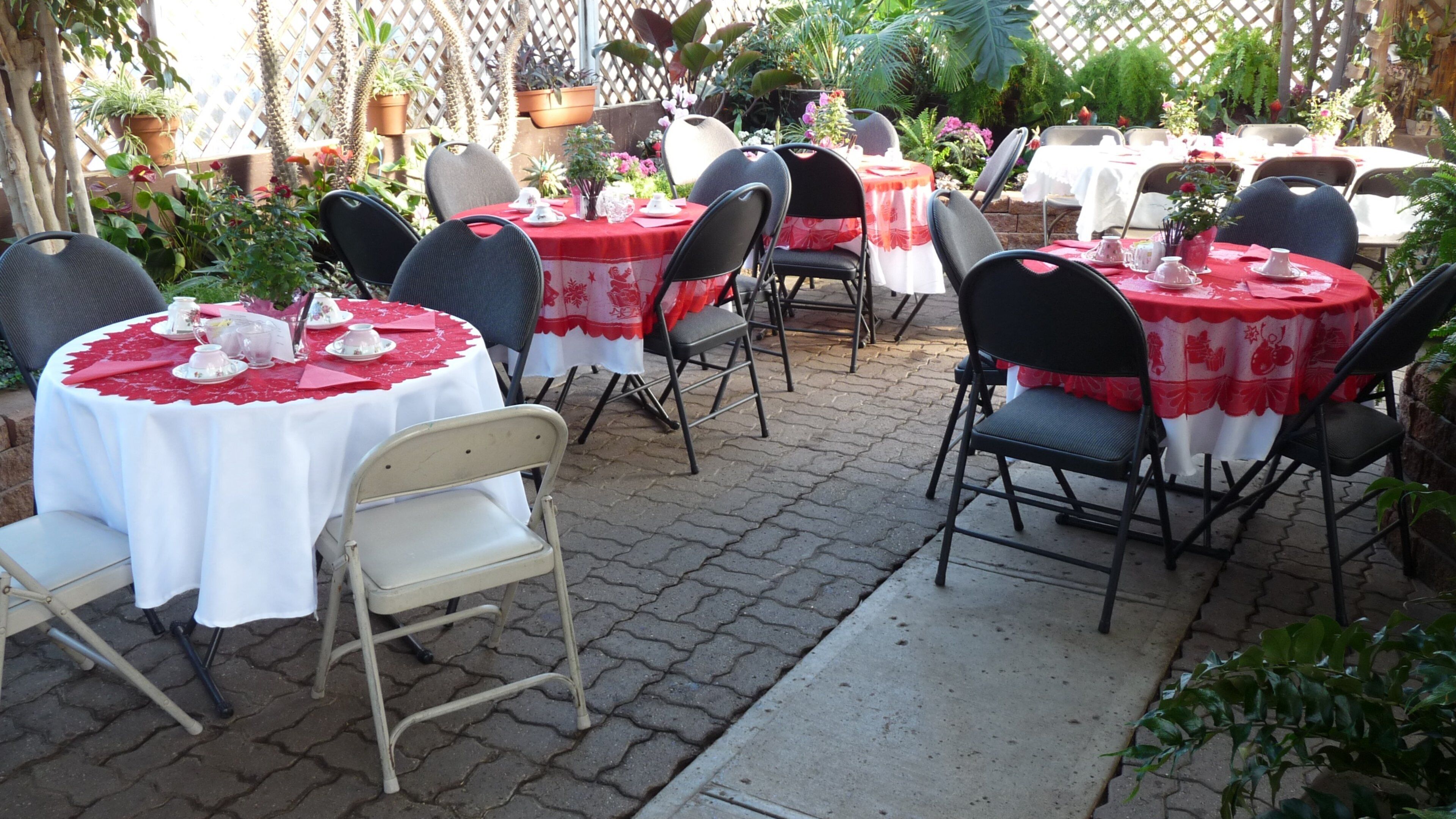 Regina Floral Conservatory which includes dining out