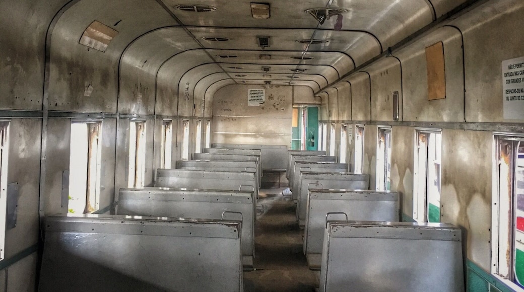 Built in 1912 (with a dome designed by Gustave Eiffel), the CFM #Railway #Station (Caminhos de Ferro de Moçambique), is still considered as one of the most beautiful #train stations in the world! On our days, apart from a #trainstation it's as well a well known cultural space. #instatraveling #traveltheworld #travelphotography #travel #instatravel #traveler #travelgram #traveling #africa #maputo #mozambique #building #instagrammers #igers #instatag #urban #instagram #picture #photography #city