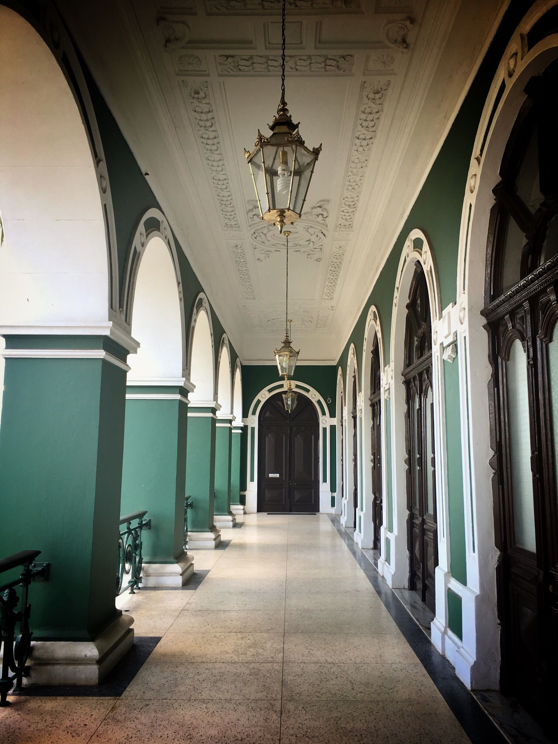 Built in 1912 (with a dome designed by Gustave Eiffel), the CFM #Railway #Station (Caminhos de Ferro de Moçambique), is still considered as one of the most beautiful #train stations in the world! On our days, apart from a #trainstation it's as well a well known cultural space. #instatraveling #traveltheworld #travelphotography #travel #instatravel #traveler #travelgram #traveling #architecture #africa #maputo #mozambique #building #instagrammers #igers #instatag #urban #instagram #picture #photography #city 