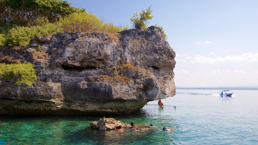 Pescador Island featuring rocky coastline