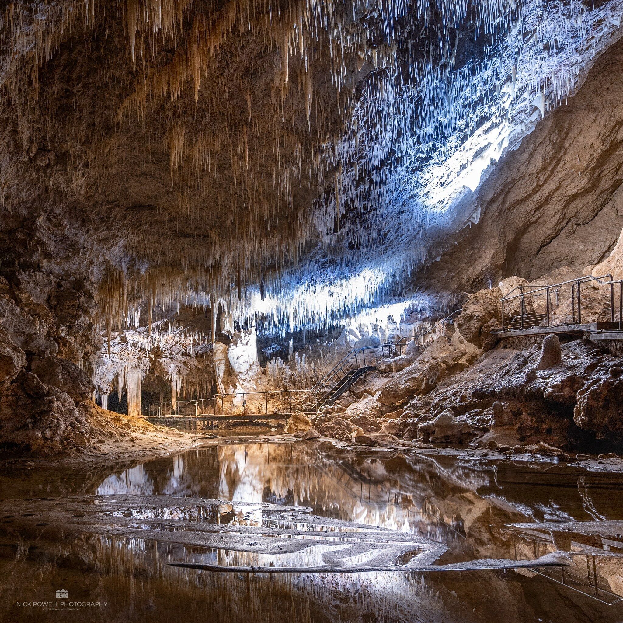 One of the most breathtaking caves I have ever visited!! If you are in the Margaret River area, then I HIGHLY recommend having a look.

#Australia #margaretriver #cave #westernaustralia #caves 