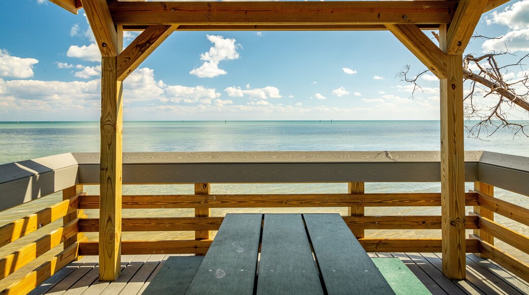 Anne\'s Beach featuring general coastal views