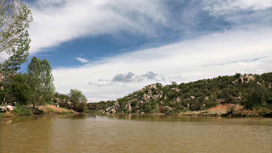 Fain Lake in Prescott Valley, Arizona ; Shutterstock ID 471373832; Purchase Order: -
