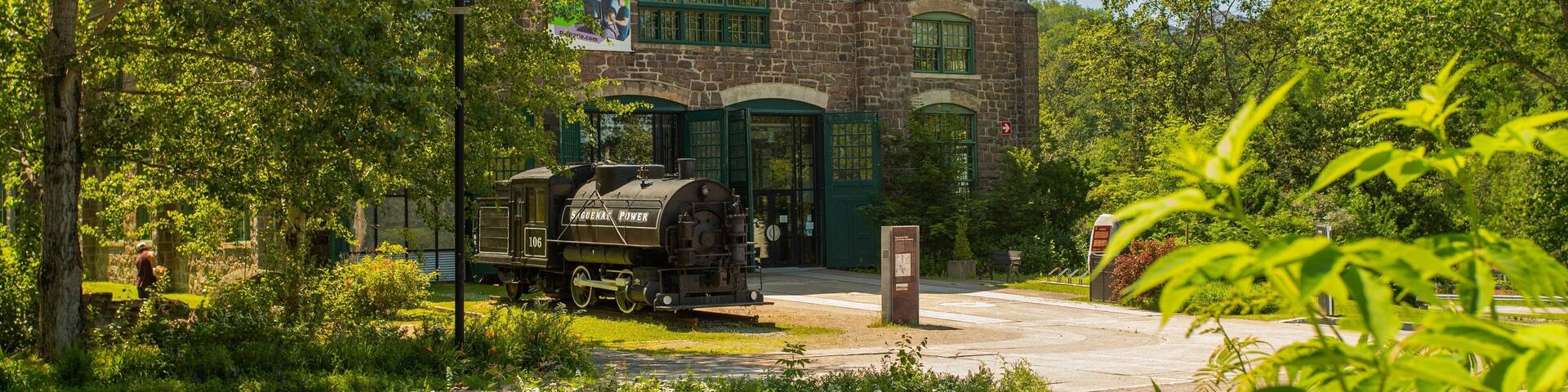 Pulperie de Chicoutimi Regional Museum which includes heritage elements and railway items