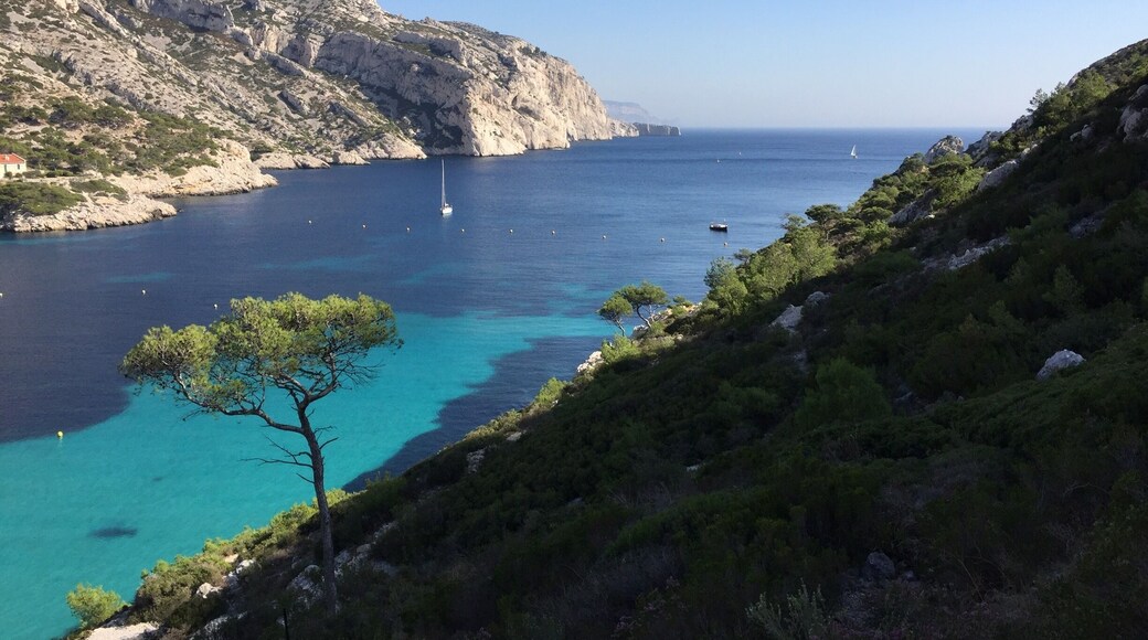 Sun and fun at the CĂŽte d'Azur in a unexpected warm October. This is one of the most beautiful places I've ever been!