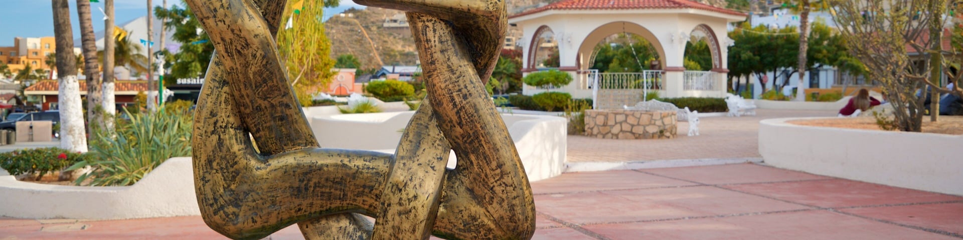 Amelia Wilkes Square showing outdoor art