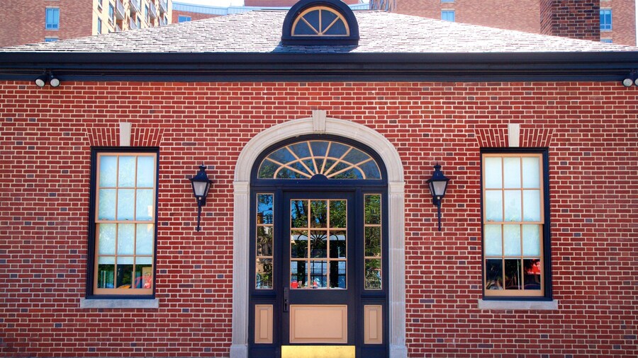 Baltimore & Ohio Railroad Station featuring heritage elements