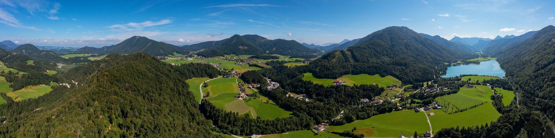 Austria, Salzburger Land, Faistenau, Scenic landscape ofSalzkammergut in summer