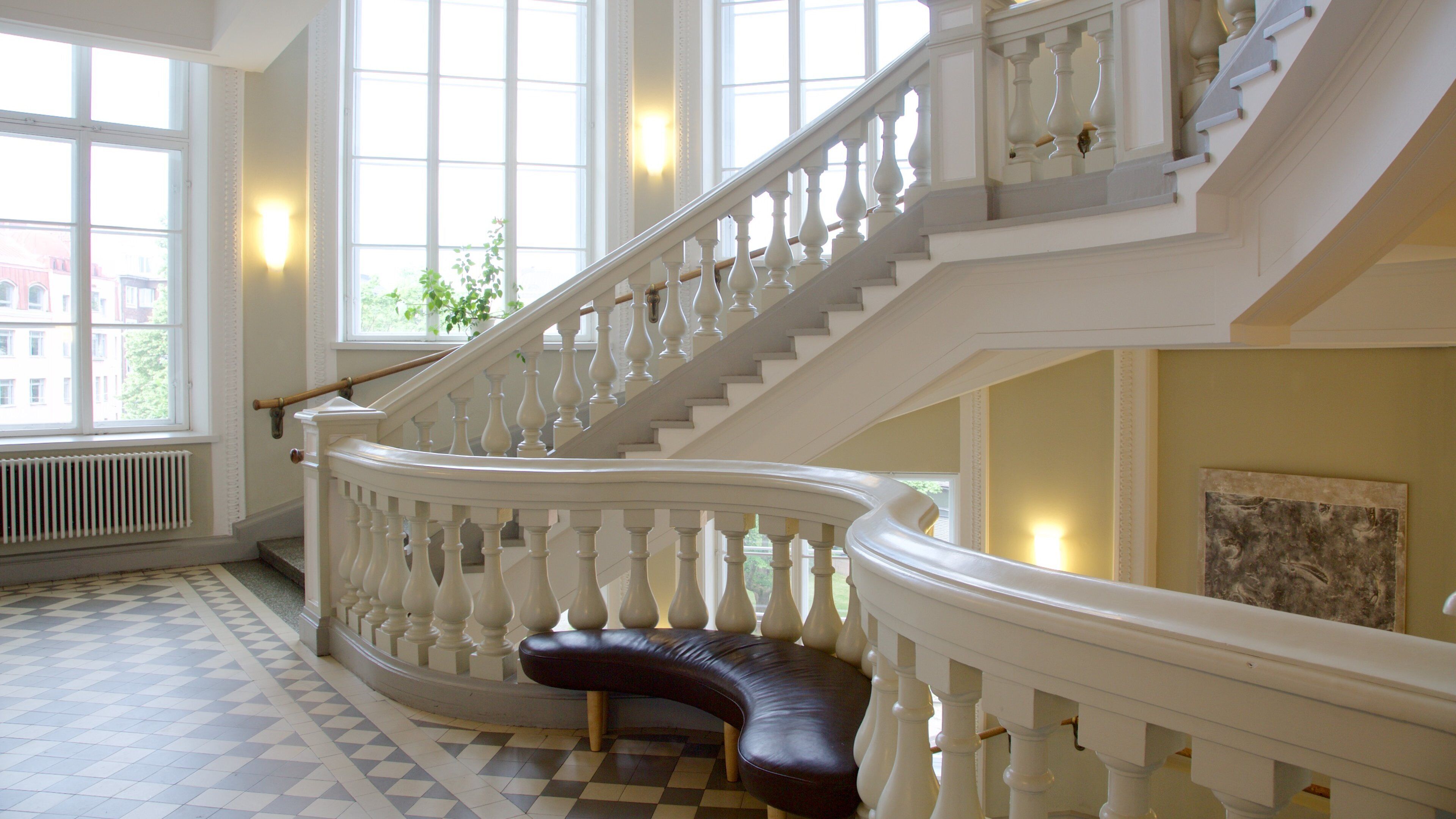 Museo de Historia Natural de Helsinki que incluye vistas de interior