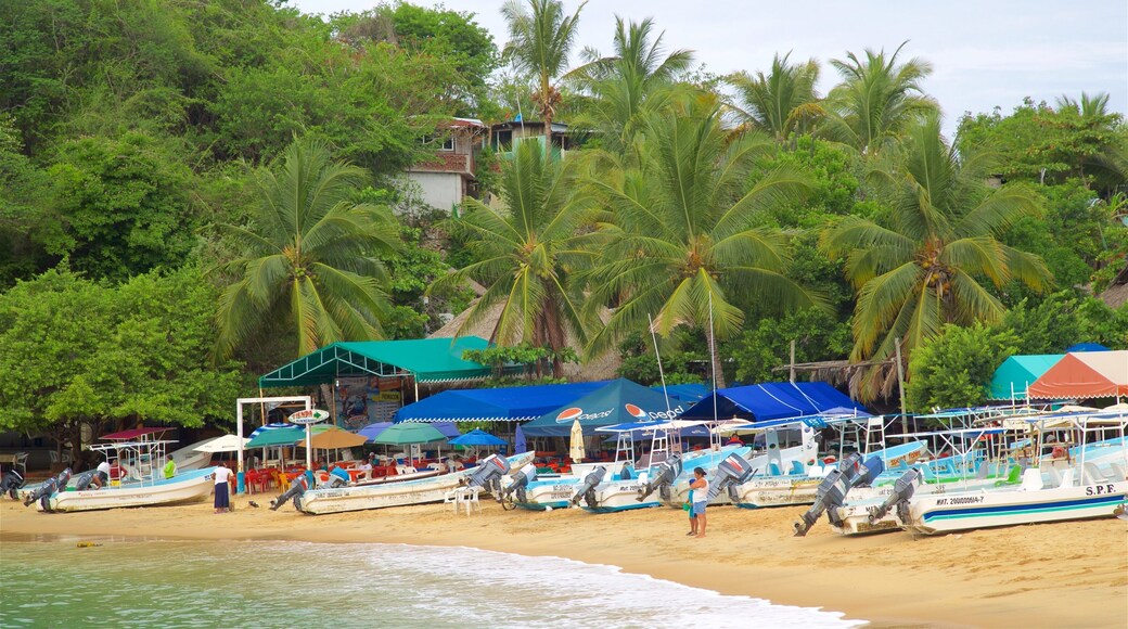 Puerto Angelito Beach