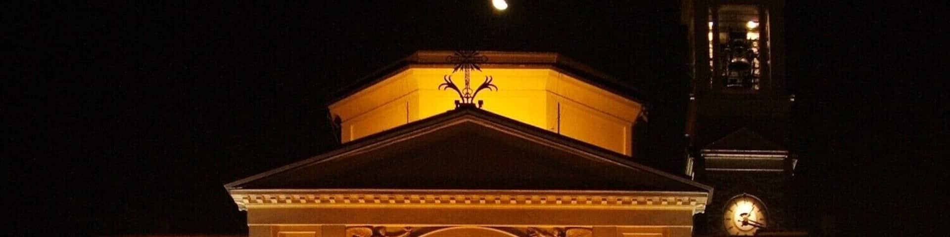 Seriate (Bergamo), Lombardy, Italy - parish church by night
