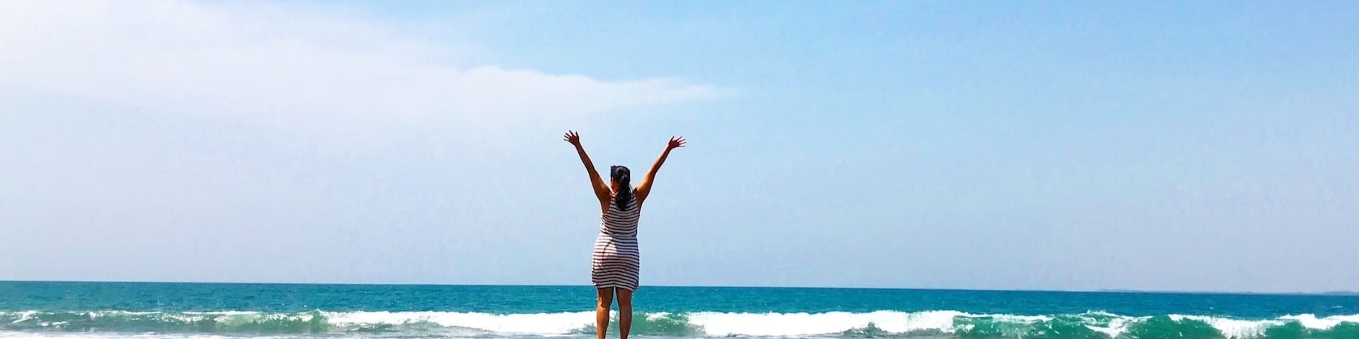 Loved having this part of Pasikuda Beach all to myself! Untouched and undeveloped, it's lovely to experience a beach that's still Au naturale!🌴Thank you @destination_srilanka