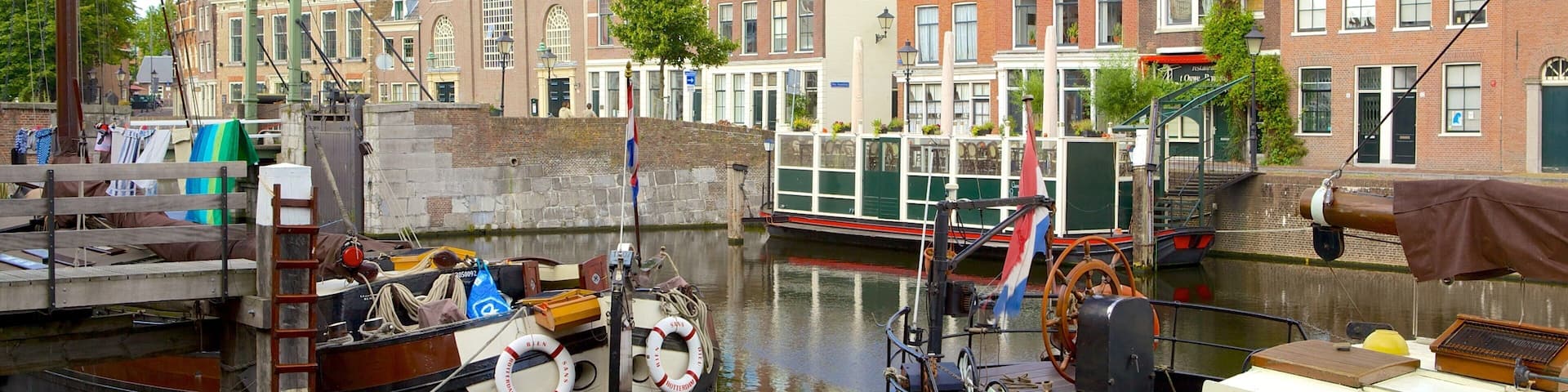 Delfshaven welches beinhaltet Bootfahren und Fluss oder Bach