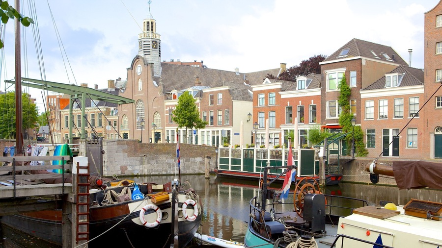 Delfshaven which includes a river or creek and boating